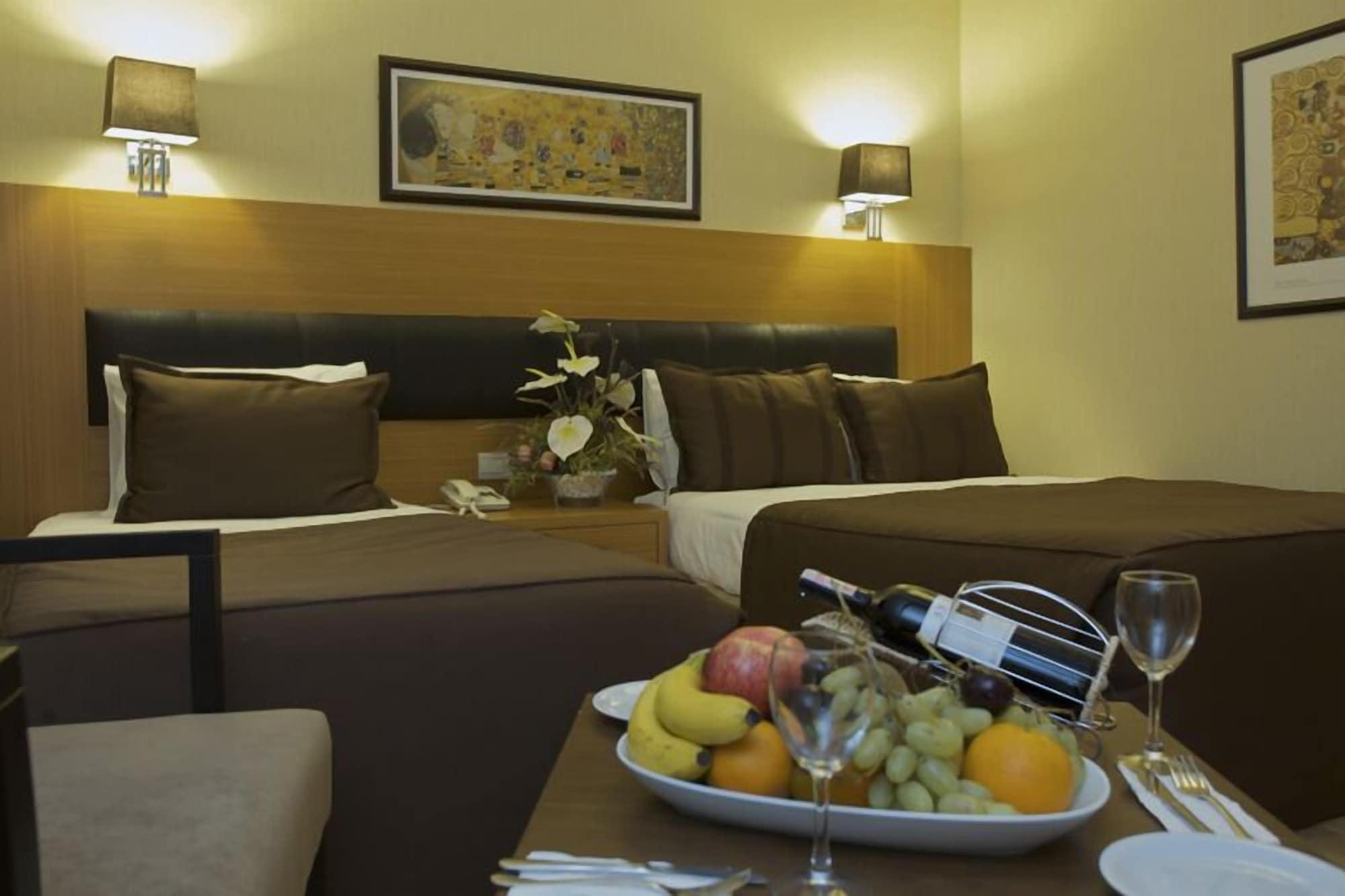 Mirilayon Hotel - Old Town Istanbul Exterior foto